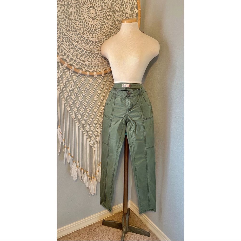 SO Army Green Skinny Pants